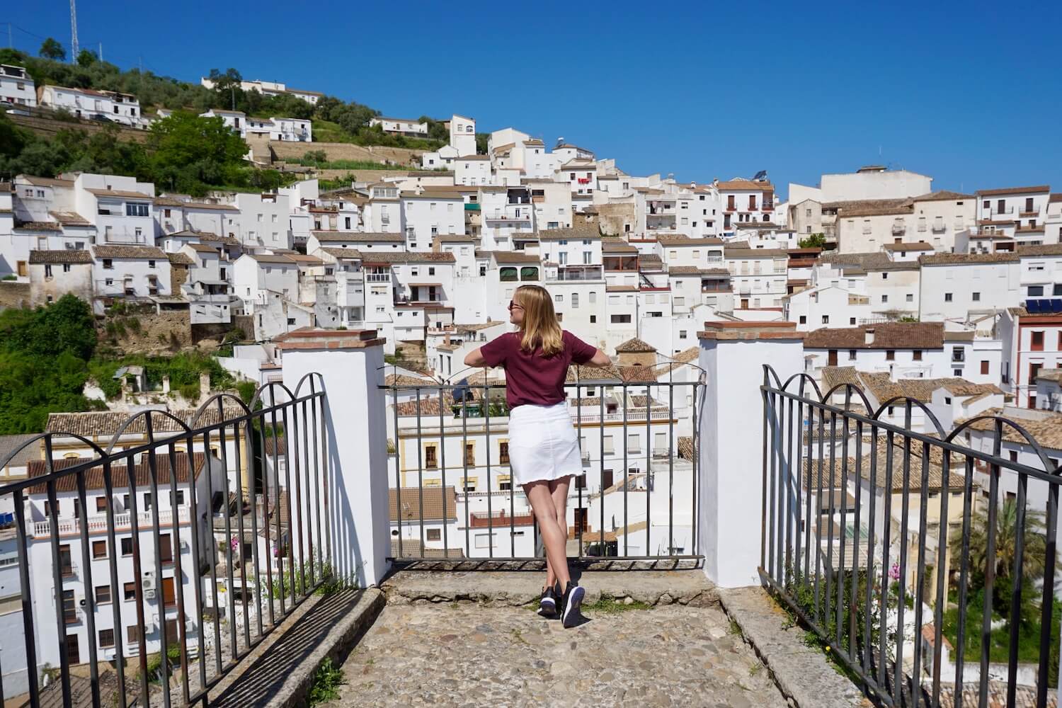 Die Straße der weißen Dörfer in Andalusien